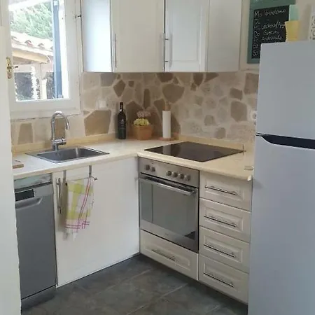 Holiday home Relax In Kastro
